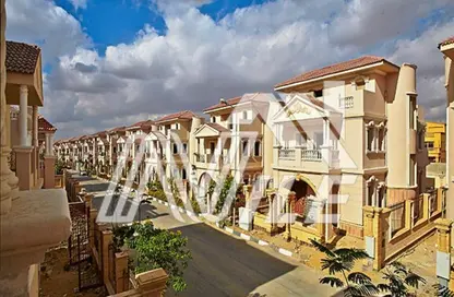 Villa - 5 Bedrooms - 6 Bathrooms for sale in Maxim - The 1st Settlement - New Cairo City - Cairo