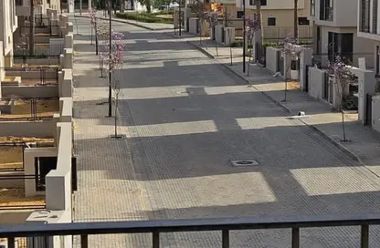 تاون هاوس - 3 غرف نوم - 4 حمامات للبيع في سوديك ايست - الحي السادس - هليوبوليس الجديدة - القاهرة