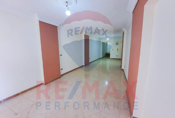 8107808 - Property Image 2