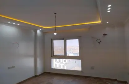 Apartment - 3 Bedrooms - 3 Bathrooms for rent in Mountain View iCity - 5th Settlement Compounds - The 5th Settlement - New Cairo City - Cairo