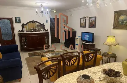 شقة - 2 غرف نوم - 1 حمام للايجار في شارع ابو بكر الصديق - الرحاب المرحلة الثانية - الرحاب - مدينة القاهرة الجديدة - القاهرة
