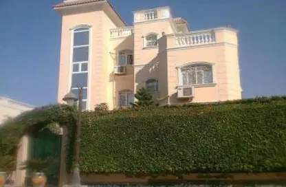 Villa - 5 Bedrooms - 5 Bathrooms for sale in Al Worod District - Northern Expansions - 6 October City - Giza
