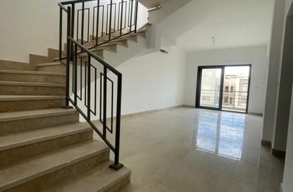 (بنتهاوس  (روف - 3 غرف نوم - 3 حمامات للايجار في مون ريزيدنس - فيفث سكوير - التجمع الخامس - مدينة القاهرة الجديدة - القاهرة