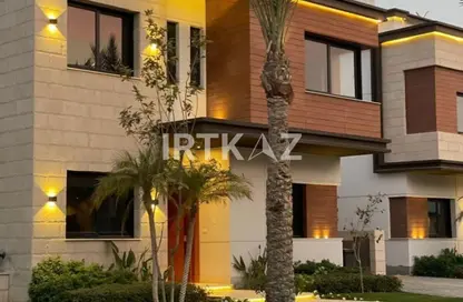 Townhouse - 4 Bedrooms - 5 Bathrooms for sale in Azzar 2 - 5th Settlement Compounds - The 5th Settlement - New Cairo City - Cairo Townhouse - 4 Bedrooms - 5 Bathrooms for sale in Azzar 2 - 5th Settlement Compounds - The 5th Settlement - New Cairo City - Cairo