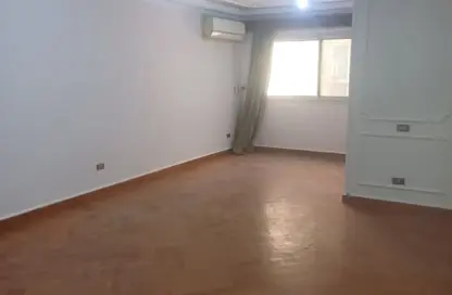 شقة - 3 غرف نوم - 3 حمامات للبيع في الدقي - الجيزة شقة - 3 غرف نوم - 3 حمامات للبيع في الدقي - الجيزة