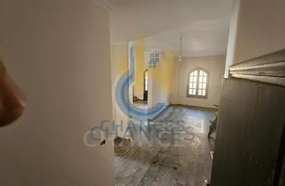 Apartment - 2 Bedrooms - 1 Bathroom for sale in 1st Settlement Post office St. - The 1st Settlement - New Cairo City - Cairo