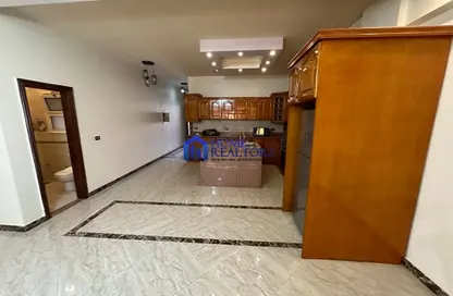 دوبلكس - 3 غرف نوم - 4 حمامات للايجار في غرب الجولف - كمبوندات القطامية - القطامية - مدينة القاهرة الجديدة - القاهرة