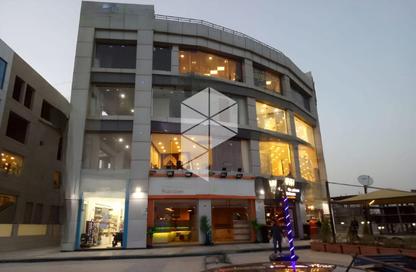 Shop - Studio - 3 Bathrooms for rent in South Teseen St. - The 5th Settlement - New Cairo City - Cairo