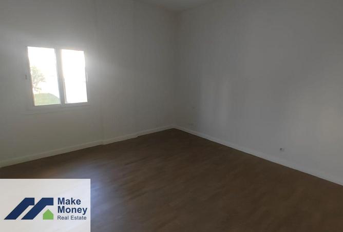 8197359 - Property Image 3