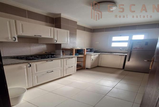 8221459 - Property Image 2