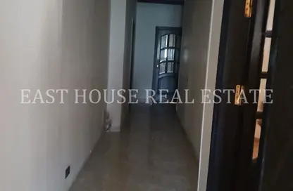 Duplex - 3 Bedrooms - 3 Bathrooms for rent in Ganoob El Acadimia - New Cairo City - Cairo