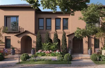 Townhouse - 3 Bedrooms - 4 Bathrooms for sale in Village West - Sheikh Zayed Compounds - Sheikh Zayed City - Giza
