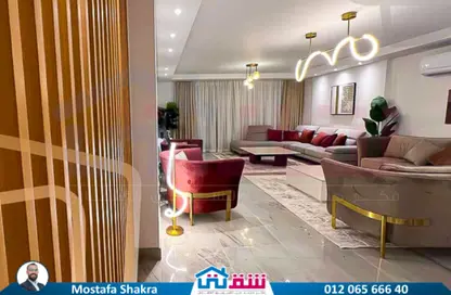 شقة - 4 غرف نوم - 3 حمامات للبيع في سكاي لاين - سموحة - حي شرق - الاسكندرية
