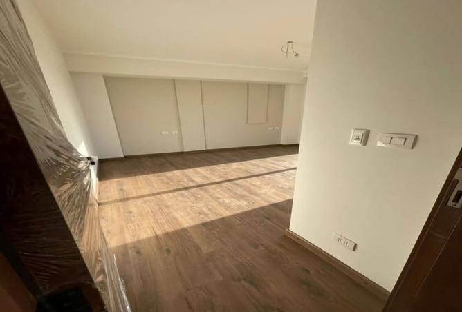 8182294 - Property Image 3