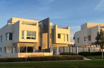 تاون هاوس - 3 غرف نوم - 5 حمامات للبيع في هايد بارك - مدينة القاهرة الجديدة - القاهرة تاون هاوس - 3 غرف نوم - 5 حمامات للبيع في هايد بارك - مدينة القاهرة الجديدة - القاهرة