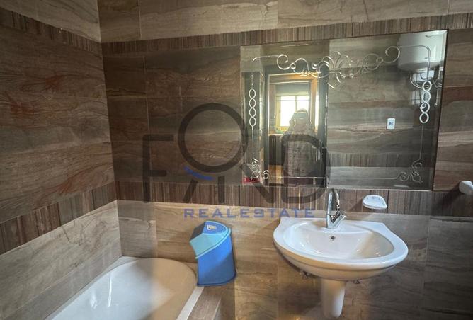 8372306 - Property Image 3