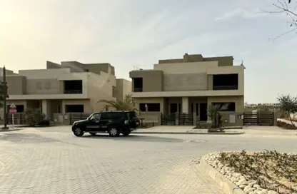 فيلا - 6 غرف نوم - 8 حمامات للبيع في ذا كراون - طريق مصر اسكندرية الصحراوي - مدينة 6 أكتوبر - الجيزة