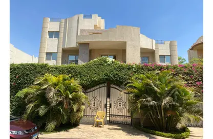 Villa - 6 Bedrooms - 4 Bathrooms for sale in Golf City - Obour City - Qalyubia