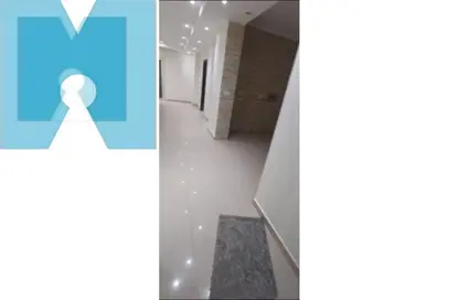 Apartment - 3 Bedrooms - 2 Bathrooms for sale in 5th District - Sheikh Zayed City - Giza