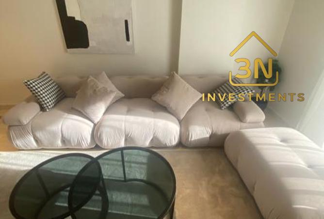 8203878 - Property Image 2