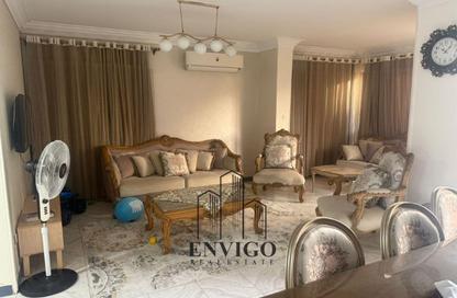 Apartment - 3 Bedrooms - 2 Bathrooms for sale in Mohammed Al Mokaled St. - 8th Zone - Nasr City - Cairo