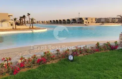 شاليه - 3 غرف نوم - 3 حمامات للبيع في ازها الساحل الشمالي - راس الحكمة - الساحل الشمالي
