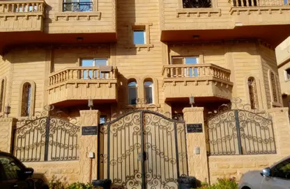 فيلا - 7 غرف نوم - 6 حمامات للبيع في الجومان - الحي السابع - الشيخ زايد - الجيزة