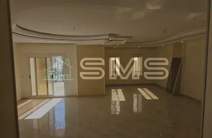 شقة - 3 غرف نوم - 2 حمامات للايجار في عمارات النرجس - النرجس - مدينة القاهرة الجديدة - القاهرة