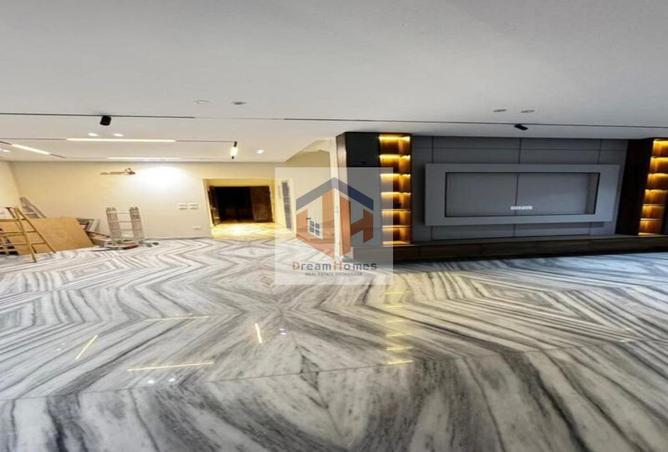 8283990 - Property Image 2