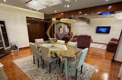 Apartment - 4 Bedrooms - 2 Bathrooms for sale in Abou Bakr Al Sedeek St. - El Mahkama Square - Heliopolis - Masr El Gedida - Cairo