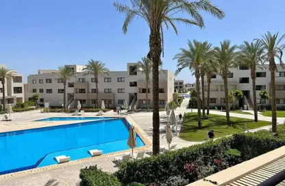Chalet - 2 Bedrooms - 2 Bathrooms for sale in Azha North - Ras Al Hekma - North Coast