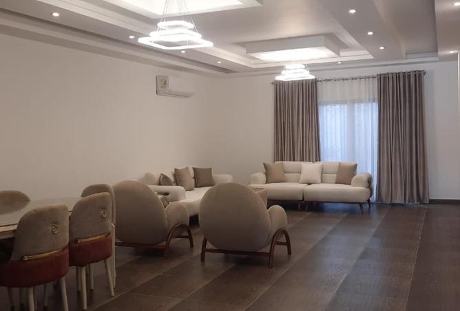 8383910 - Property Main Image