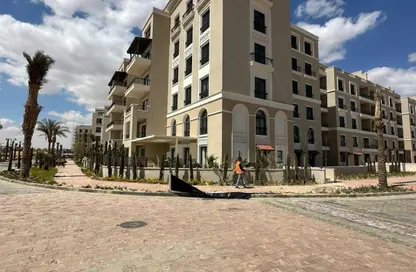 Apartment - 1 Bedroom - 1 Bathroom for sale in Village West - Sheikh Zayed Compounds - Sheikh Zayed City - Giza