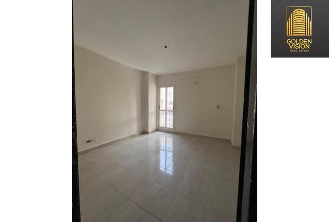 8113837 - Property Image 3