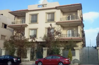 Apartment - 3 Bedrooms - 3 Bathrooms for rent in Fatma Al Sharbatly Mosque - District 3 - The 5th Settlement - New Cairo City - Cairo