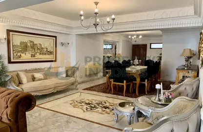 Apartment - 3 Bedrooms - 3 Bathrooms for rent in Nile St. - Dokki - Giza