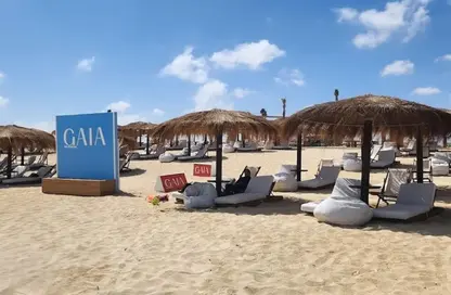 (بنتهاوس  (روف - 2 غرف نوم - 2 حمامات للبيع في جايا - راس الحكمة - الساحل الشمالي