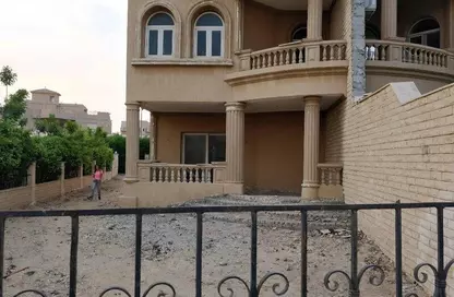 Twin House - 3 Bedrooms - 4 Bathrooms for sale in Maxim Residence - 5th District - Shorouk City - Cairo