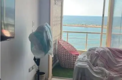 Apartment - 2 Bedrooms - 1 Bathroom for sale in Al Geish Road - Saraya - Sidi Beshr - Hay Awal El Montazah - Alexandria