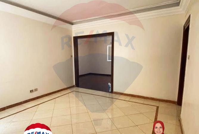 8024921 - Property Image 2
