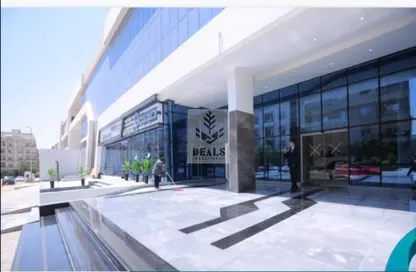 Shop - Studio for sale in N Square Mall - Al Narges - New Cairo City - Cairo