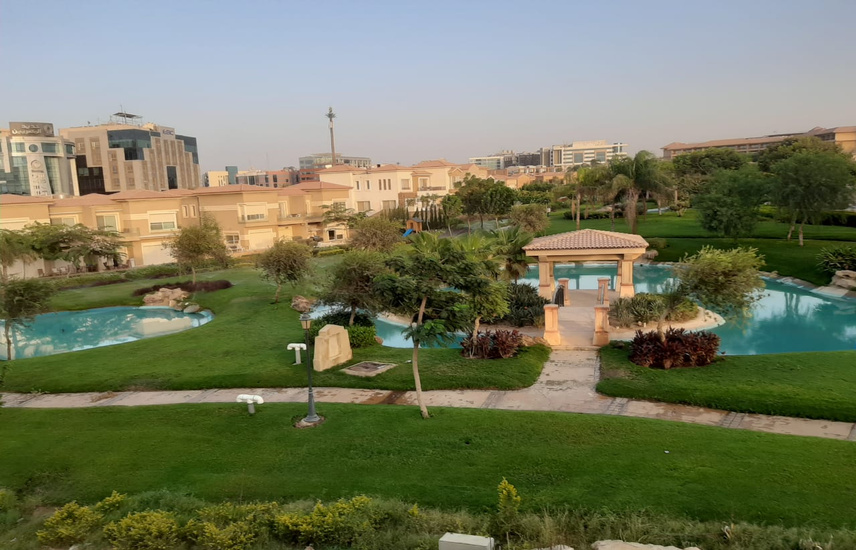 Villa for sale in Lake View Compound New Cairo ref K1