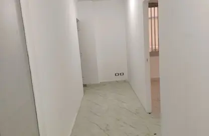 Office Space - Studio - 4 Bathrooms for rent in Gesr Al Suez St. - El Nozha El Gadida - El Nozha - Cairo