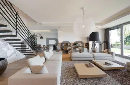 Apartment - 3 Bedrooms - 3 Bathrooms for sale in V Levels - Sheikh Zayed Compounds - Sheikh Zayed City - Giza