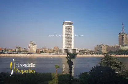 Apartment - 3 Bedrooms - 2 Bathrooms for rent in El Gezirah St. - Zamalek - Cairo