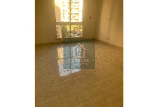 8020229 - Property Image 2