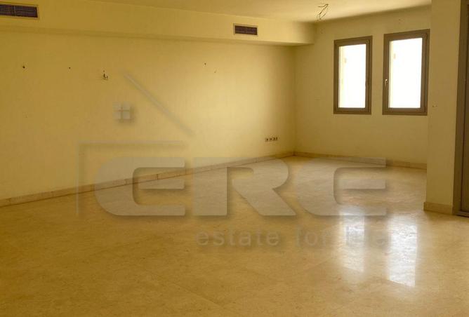 8382639 - Property Image 2