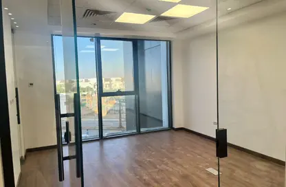 Office Space - Studio - 2 Bathrooms for rent in Hyde Park - 5th Settlement Compounds - The 5th Settlement - New Cairo City - Cairo