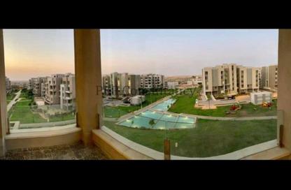 Villa - 5 Bedrooms - 4 Bathrooms for sale in Palm Hills Village Gate - South Investors Area - New Cairo City - Cairo