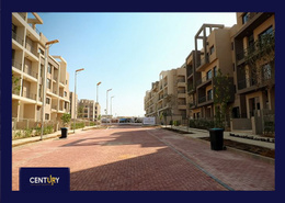 Apartment for sale in Fifth Square - 8 years.